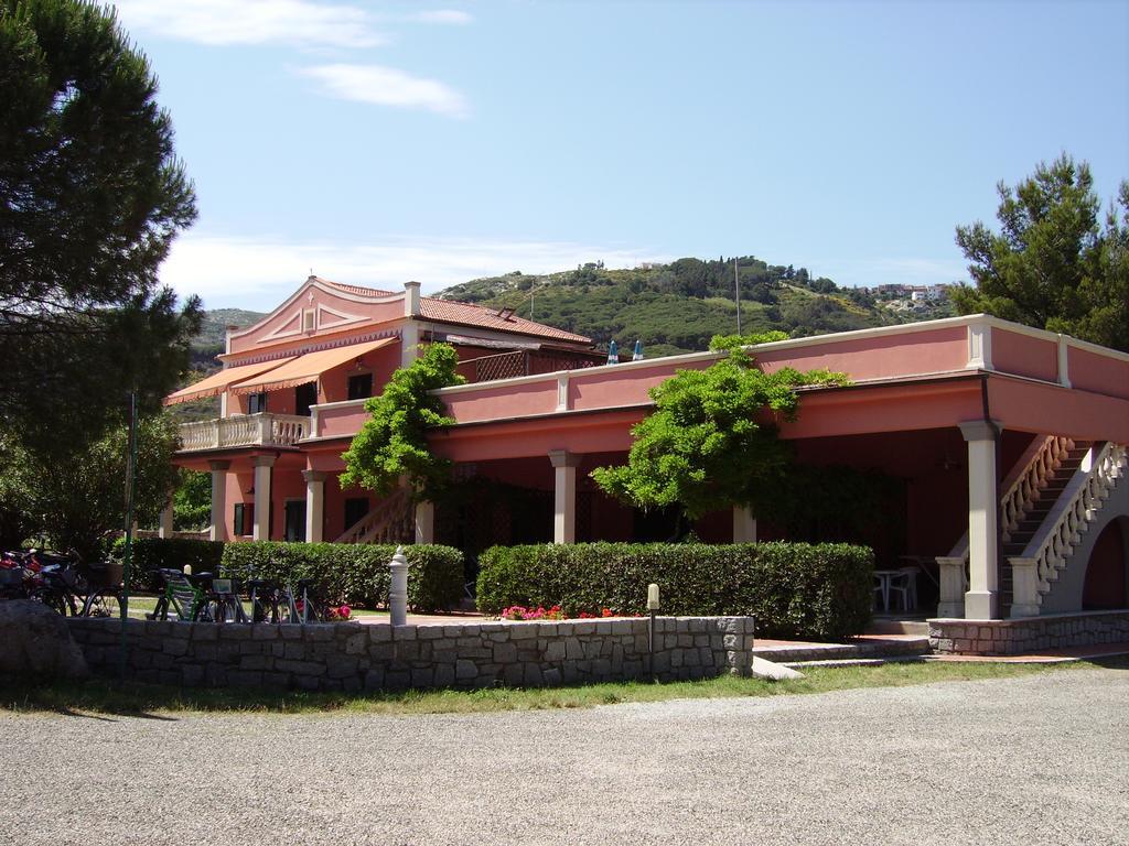 Pozzo Al Moro Village Marina di Campo Kültér fotó